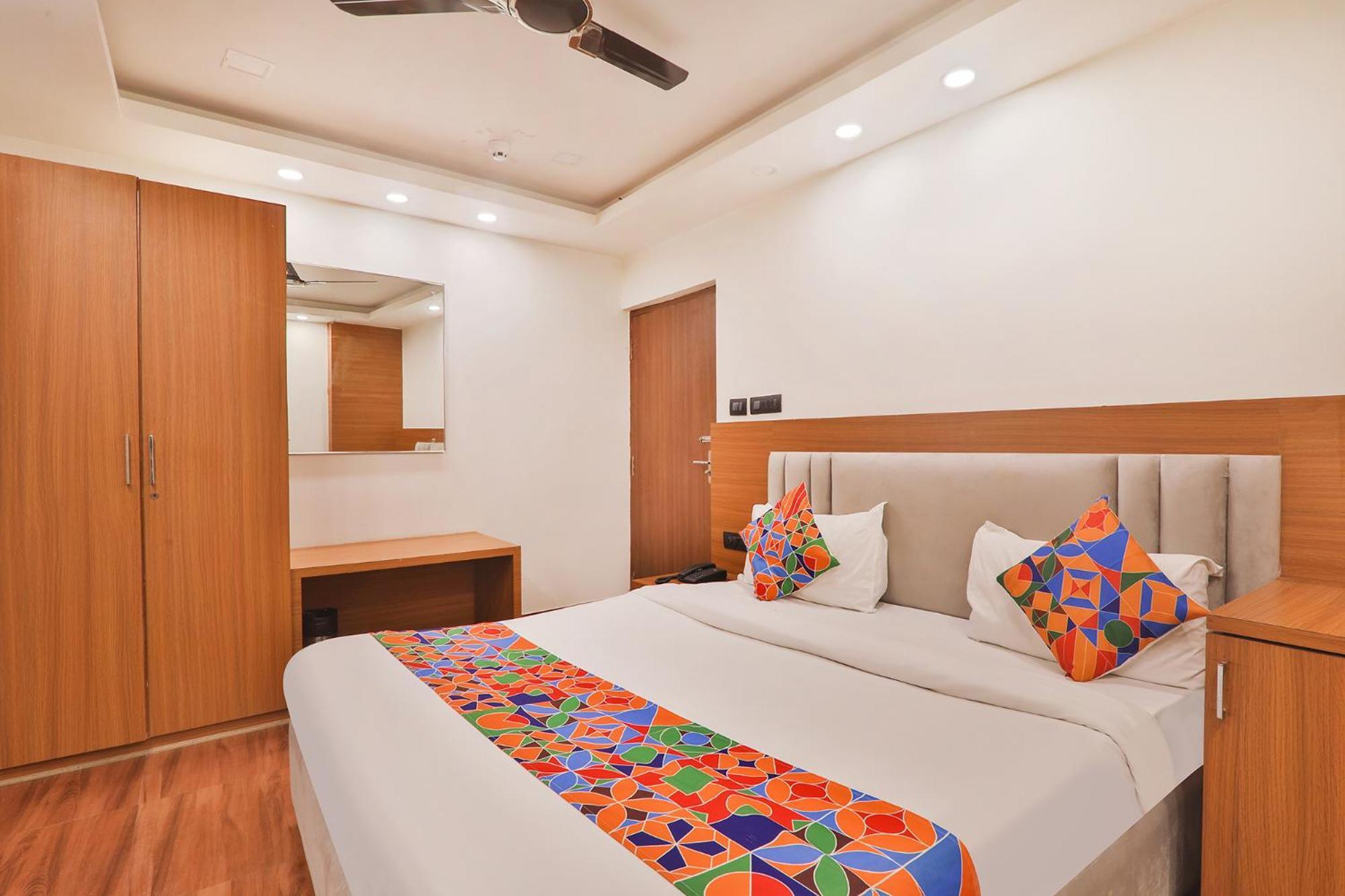 Fabhotel Shaurya Inn Lucknow Esterno foto
