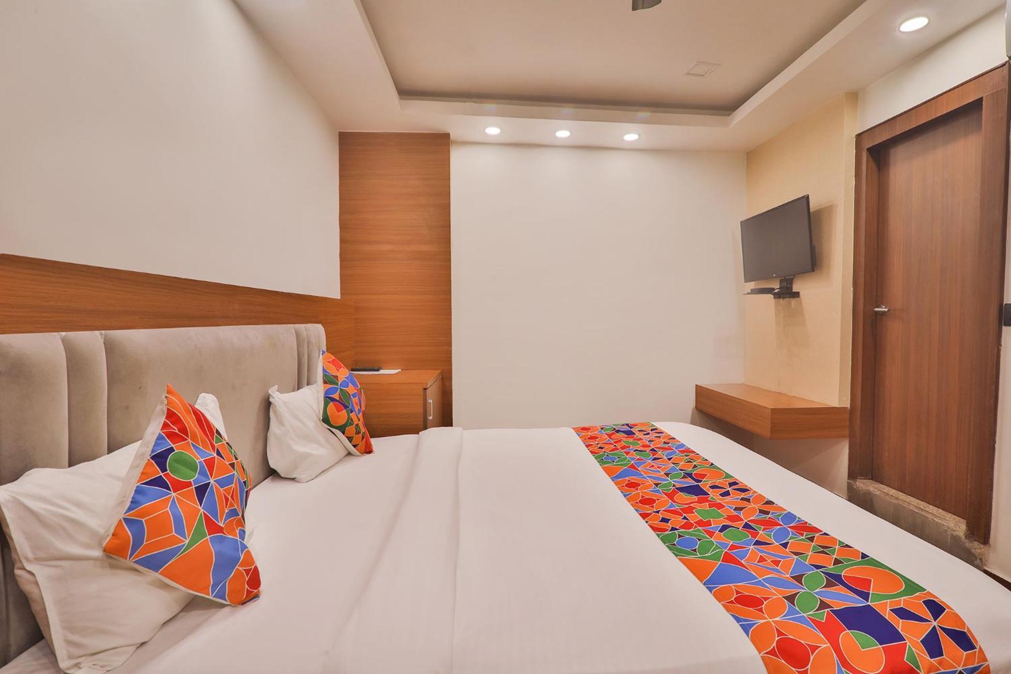 Fabhotel Shaurya Inn Lucknow Esterno foto