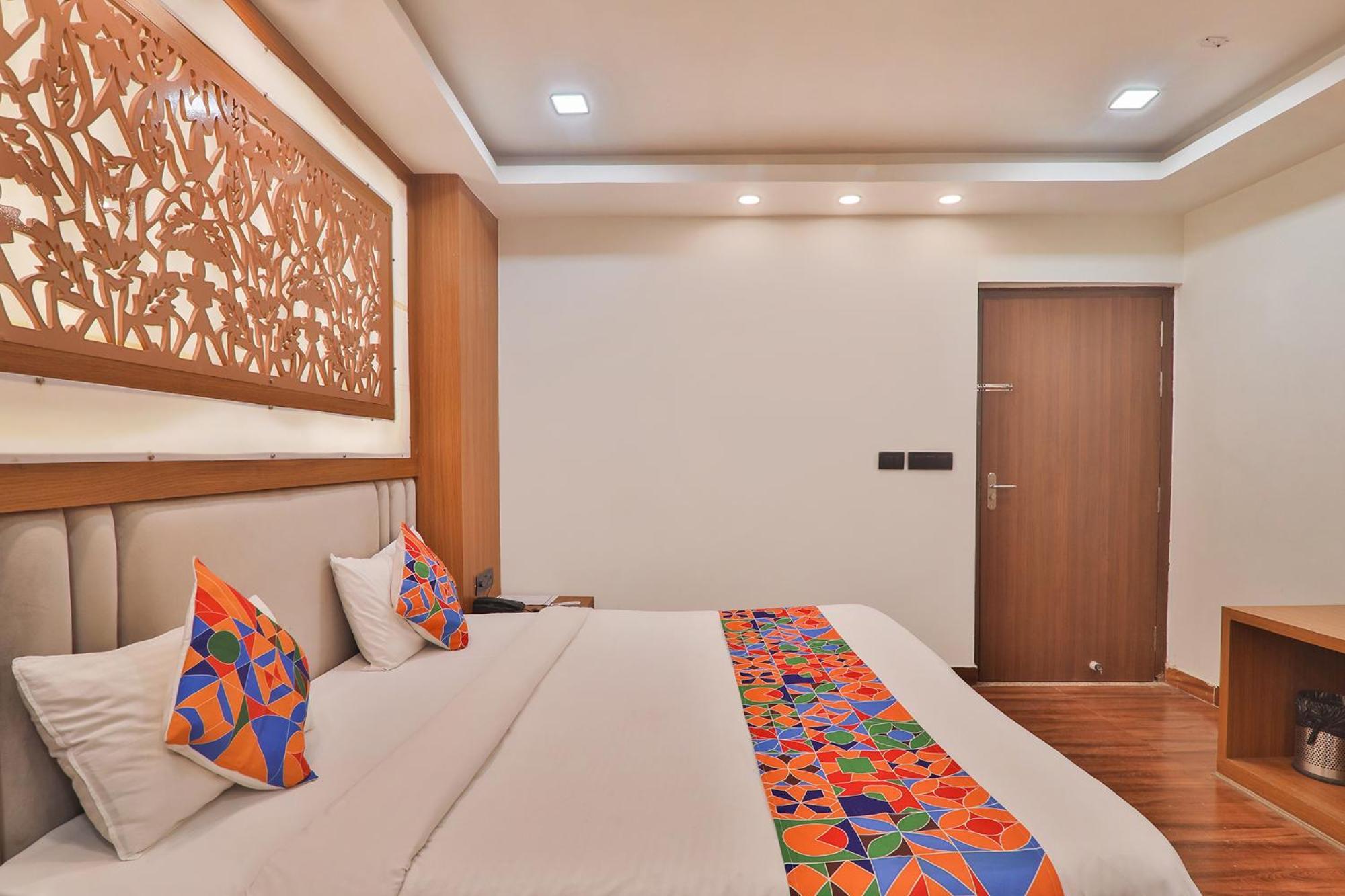 Fabhotel Shaurya Inn Lucknow Esterno foto
